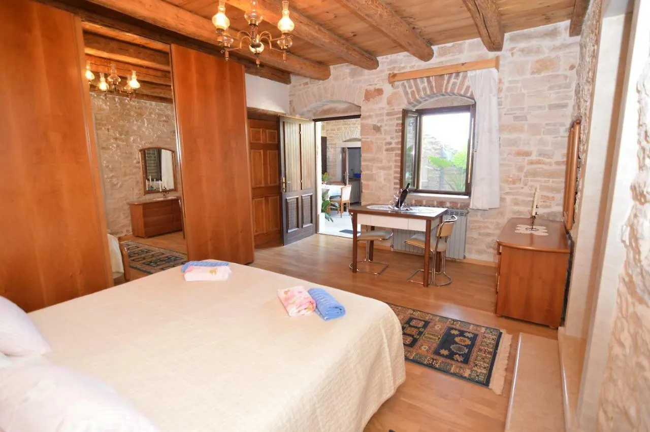 Baderna Apartment