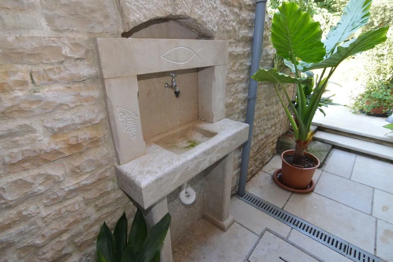 Baderna Apartment