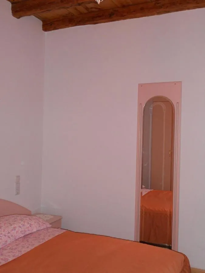 Baderna Apartment 0*,  Croazia